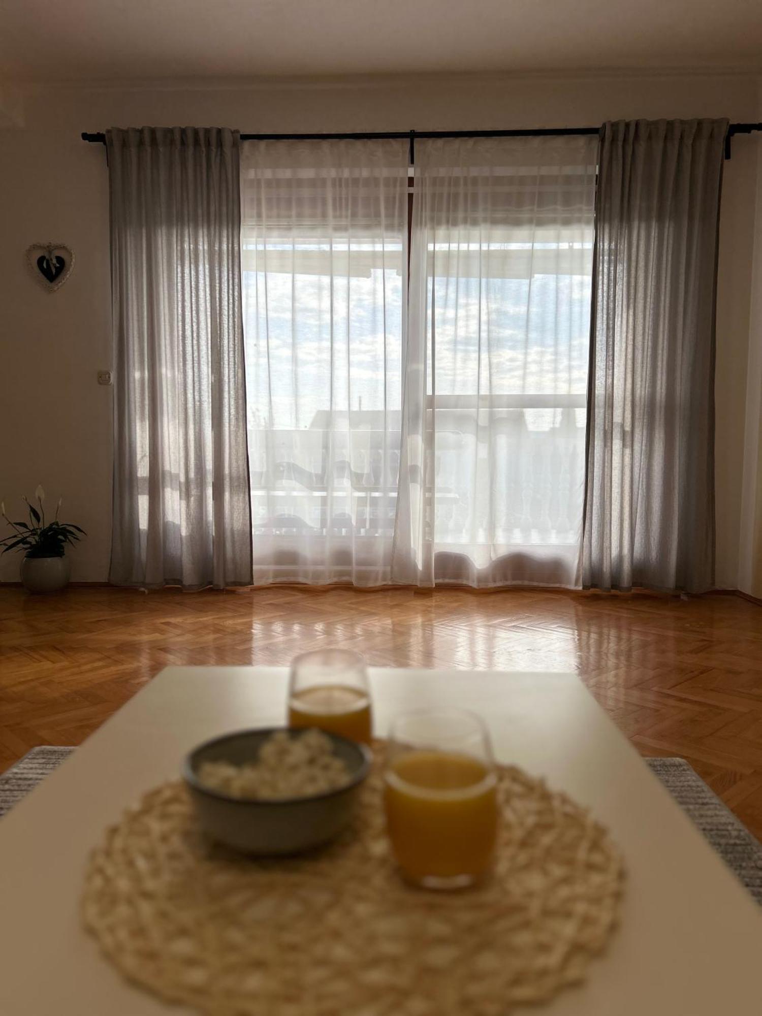 Apartments Marina Sveti Filip i Jakov Exteriör bild